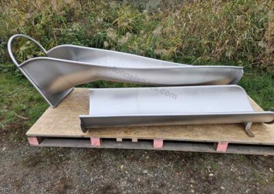 6. Edelstahl Muldenrutsche nach dem Beizen und Passivieren