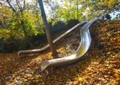 8. Installation of embankment curved slide