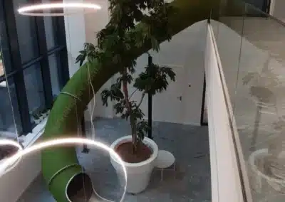 Evakuační tobogán v interiéru, saténové provedení, Litva