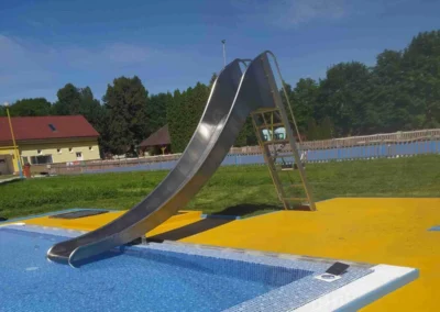 Tobogán de agua de acero inoxidable para piscina, Těmice, PH 1,75 m