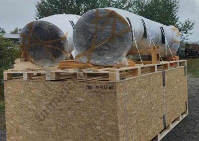 7. Packaging and shipping of tunnel slides